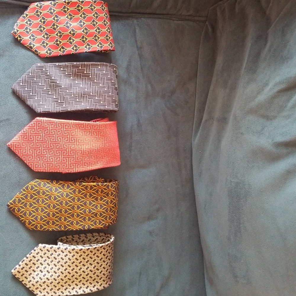 Gucci,  Leveti, Zegna, Ralph Lauren,  Guglielmo Co